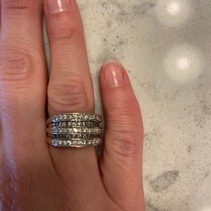 White gold and Diamond ring